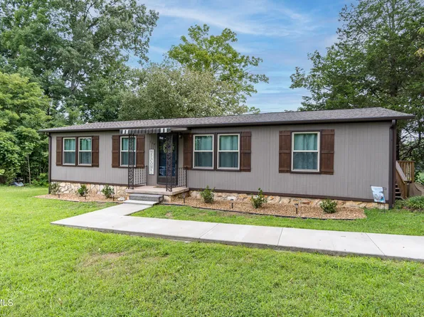 564 Hideaway Farm Rd, Piney Flats, TN 37686