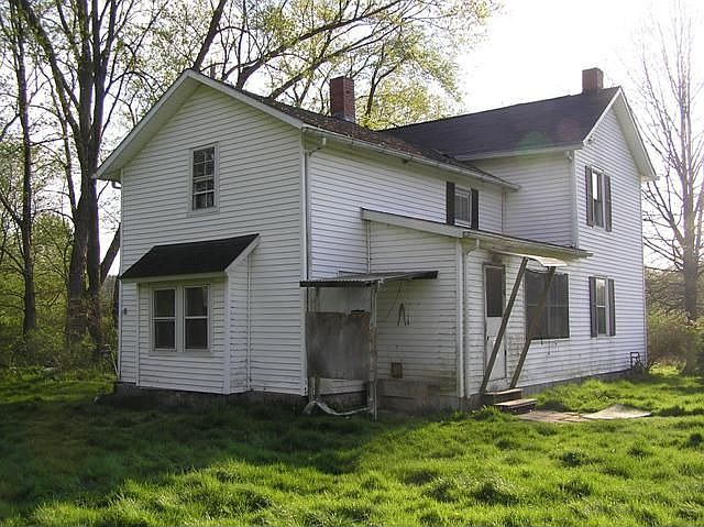 2nd image of 1751 S Neshannock Rd