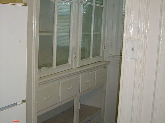 Apt #1 pantry