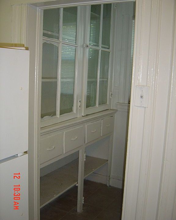 Apt #1 pantry