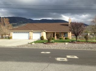 28140 Seabiscuit Way, Tehachapi, CA 93561
