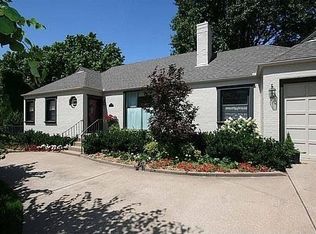 2230 S Utica Ave, Tulsa, OK 74114