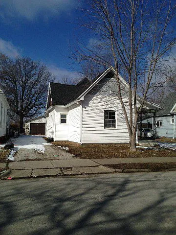 36 S Griffin St photo 1