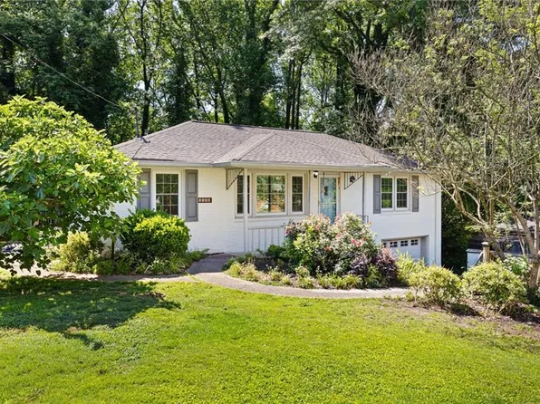 3366 Woodview Dr SE, Smyrna, GA 30082