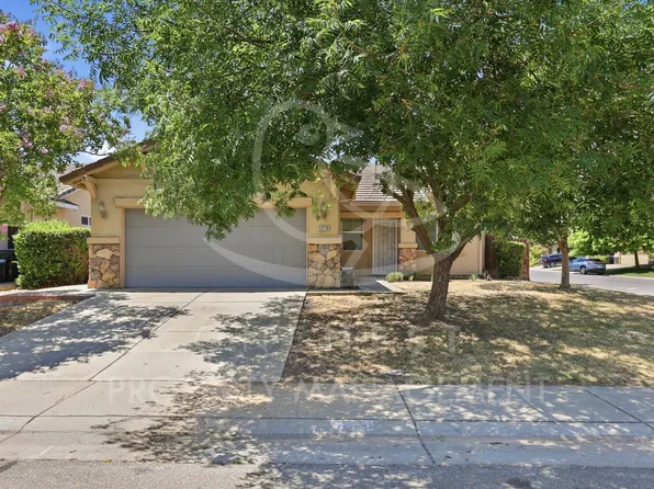 3518 Garden Rose Dr, Sacramento, CA 95827