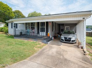 925 Summer St, Loudon, TN 37774