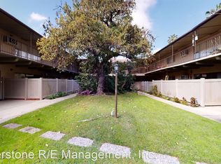 460 S Madison Ave APT 13, Pasadena, CA 91101