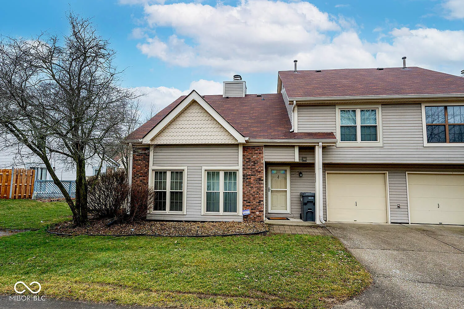 8012 Valley Farms Ct photo 1