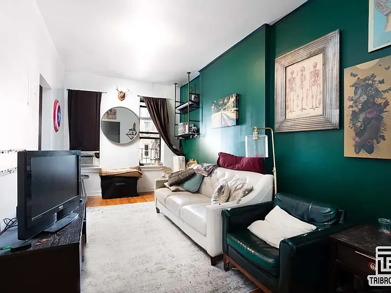 160 E 107th St #3D — Photo 5