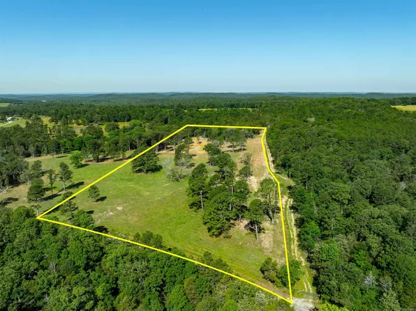 Cold Creek Ln, Cave City, AR 72521