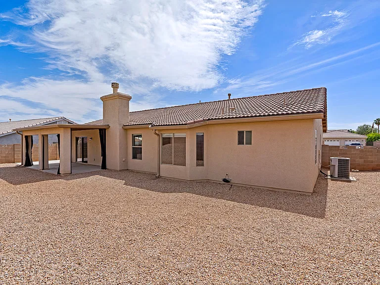 2729 Cartegena Dr — Photo 28