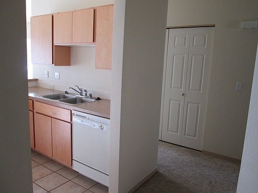 3rd image of 4320 W Deska Dr APT 609