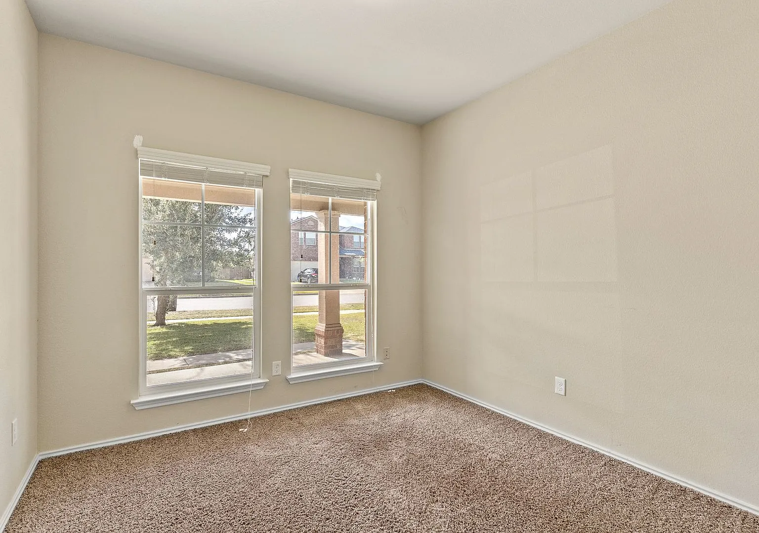 4809 Green Meadow — Photo 3