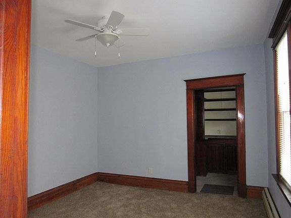 5th image of 211 Goodrich Ave