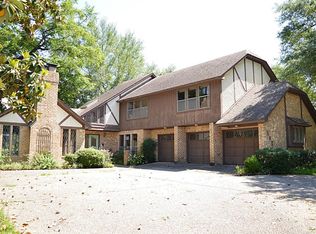 102 April Wind Dr S, Montgomery, TX 77356