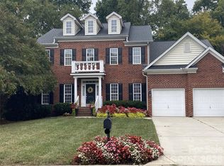 8403 Tintinhull Ln, Waxhaw, NC 28173