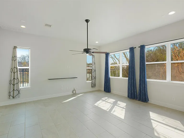 603 Press St — Photo 5