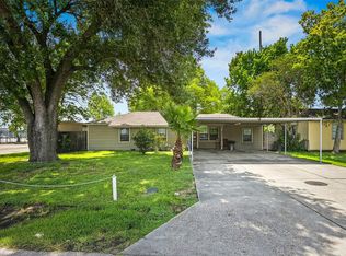 8822 Koala Dr, Houston, TX 77061
