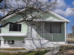 1005 E 2nd Ave, Lenoir City, TN 37771