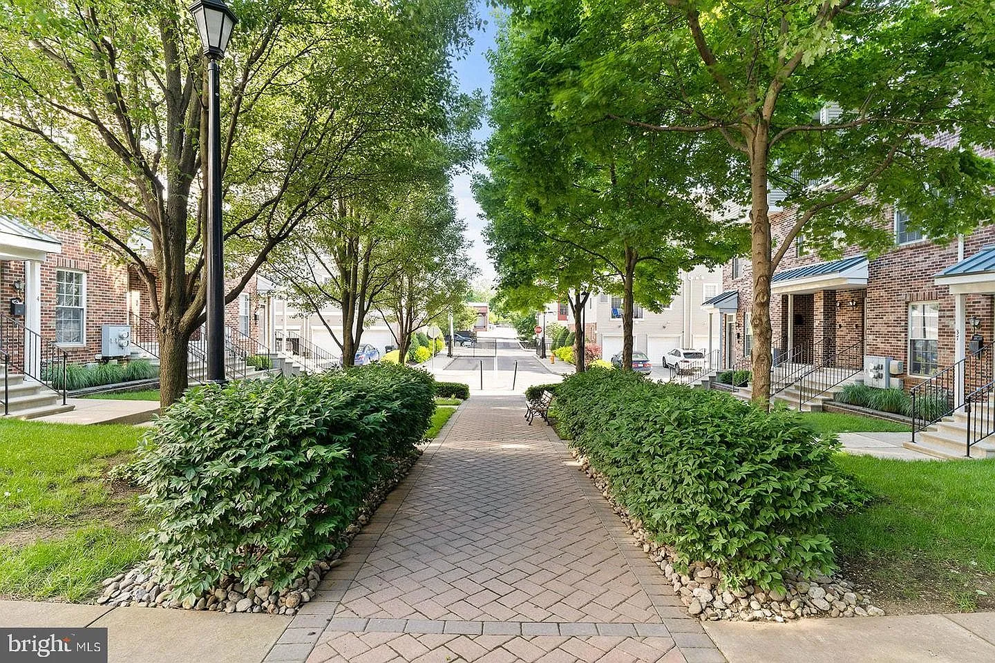 3 bed, 1700 sqft, $2,600 — Photo 1