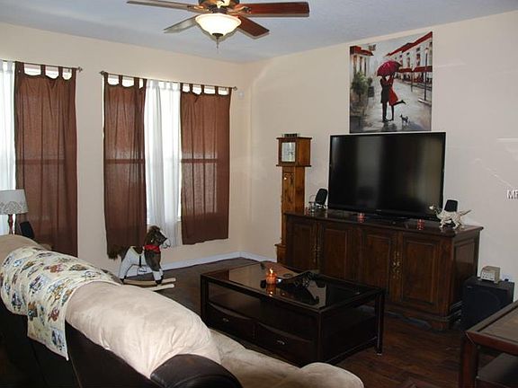 5th image of 551 Michigan Estates Cir
