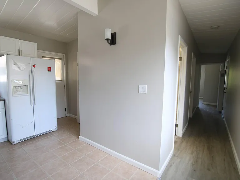 3271 Alma St — Photo 33