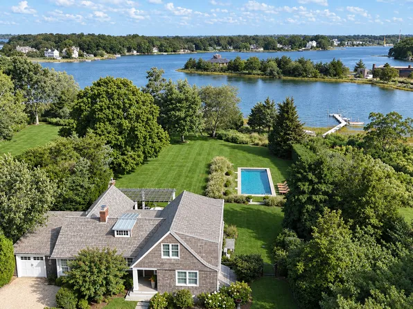 4405 Noyac Rd, Sag Harbor, NY 11963