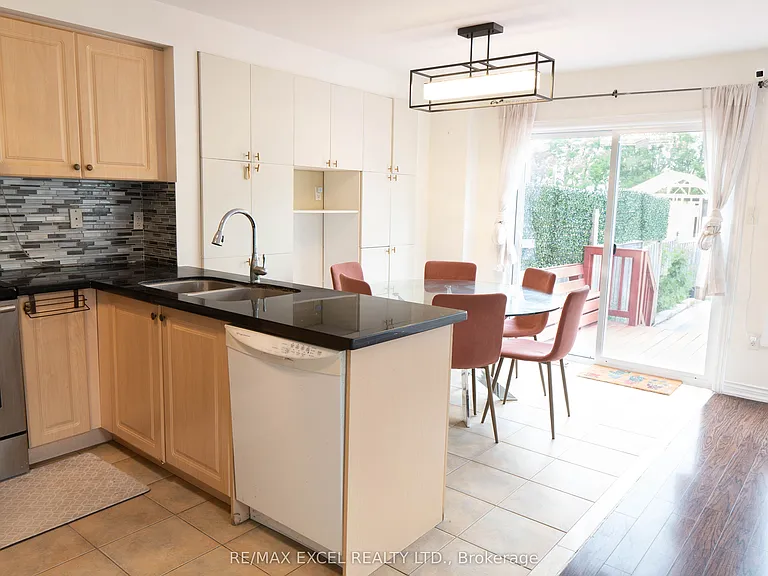 118 Redkey Dr — Photo 9