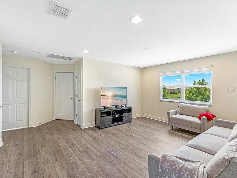 3802 Carrick Bend Dr — Photo 18