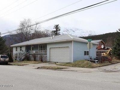 1103 Main St, Skagway, AK, 99840