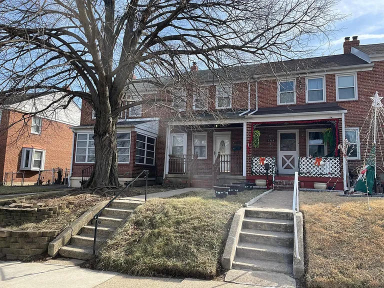 7325 Conley St — Photo 1