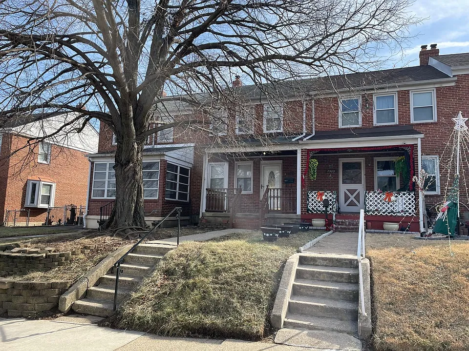 7325 Conley St