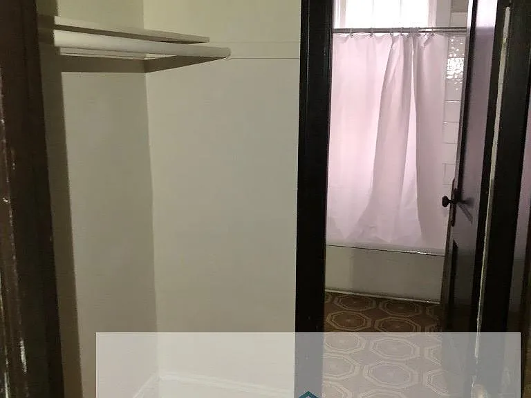 4027-37 W School St #4033-B1 — Photo 11