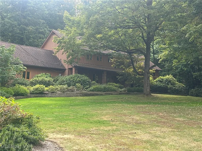 10613 Sherman Rd — Photo 41