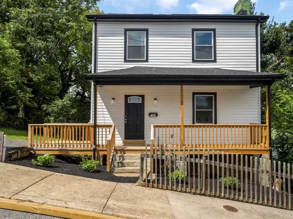 1105 W Johnson St, Staunton, VA 24401