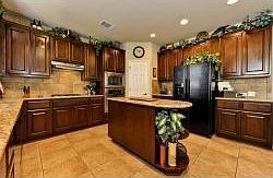 3rd image of 1103 Lynsenko Dr