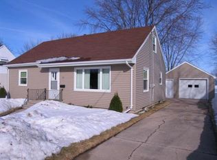 512 Franklin St, Little Chute, WI 54140