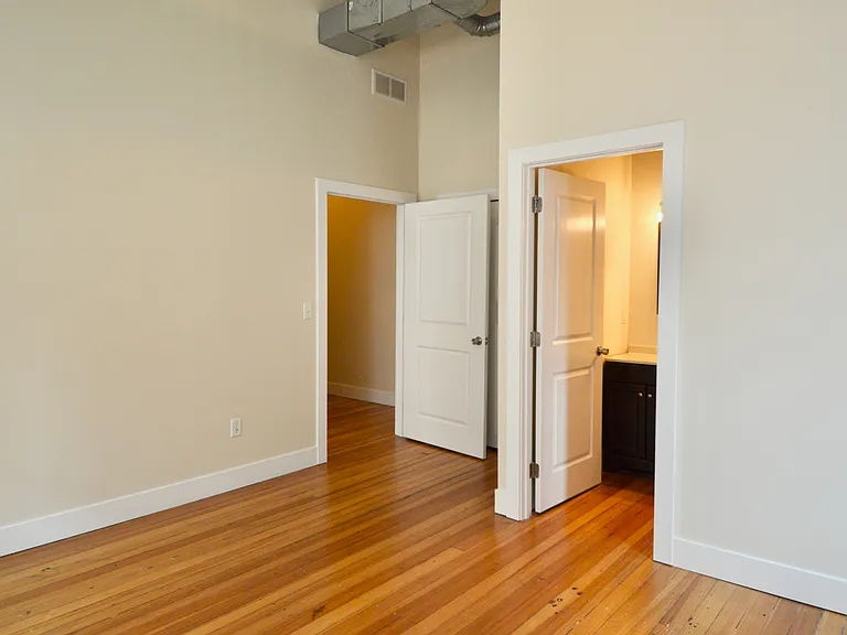906 Main St #520 — Photo 17