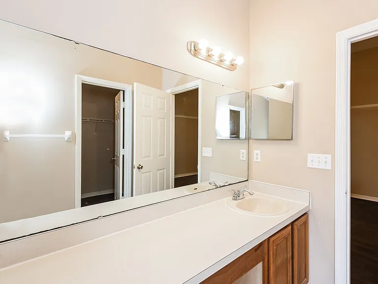 337 Riunite Cir — Photo 12