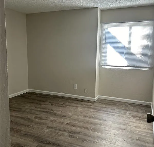 1710 Lincoln Ave #6 — Photo 4