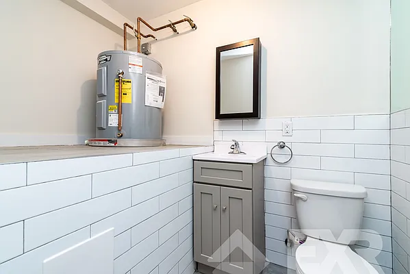 Rented by EXR | media 8