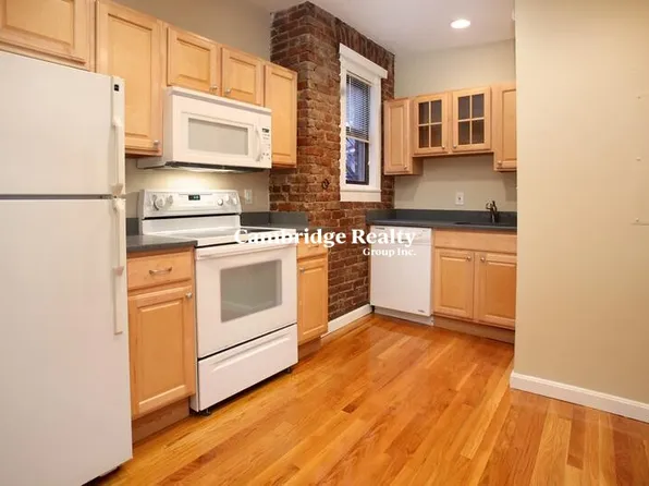 65 Burbank St, Boston, MA