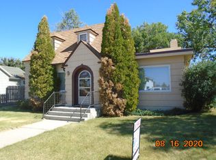127 S Central Ave, Cut Bank, MT 59427