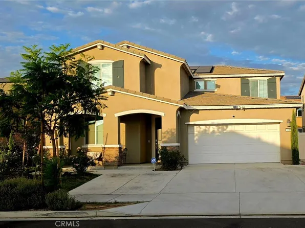 1786 Tapaderos St, Hemet, CA 92545