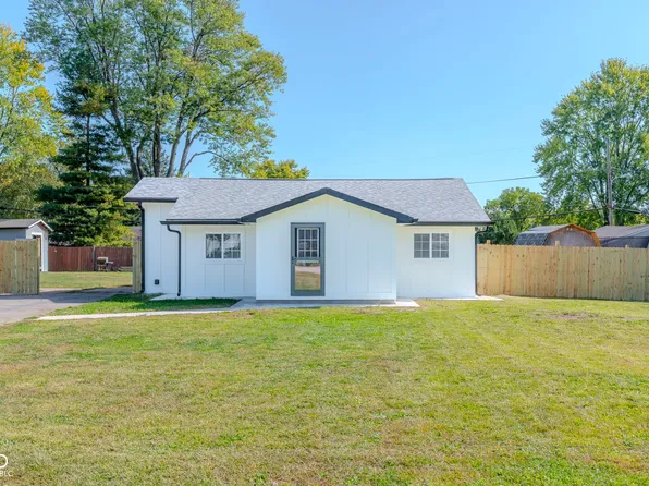 4221 S Lynhurst Dr, Indianapolis, IN 46221