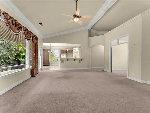 5th image of 1026 Rollingview Dr
