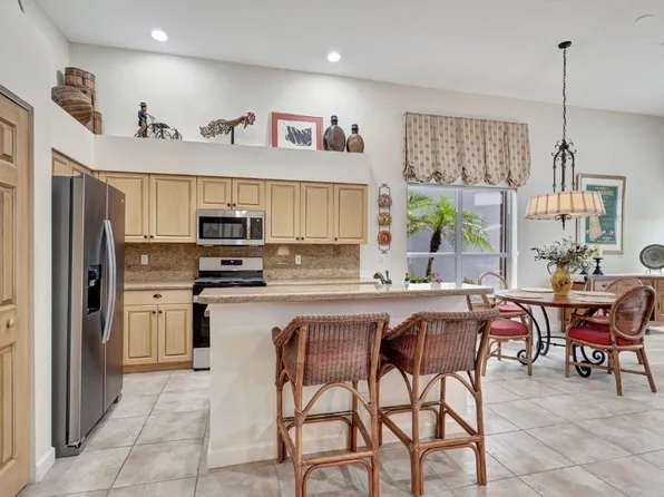 8671 Falcon Green Dr, West Palm Beach, FL 33412