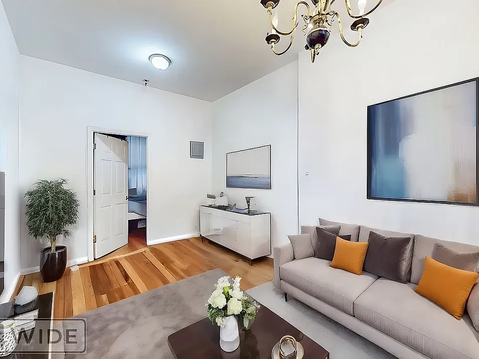 236 Mulberry St #3
