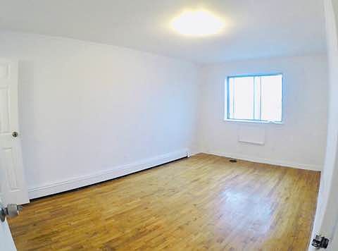 4th image of 3042 38th St #3
