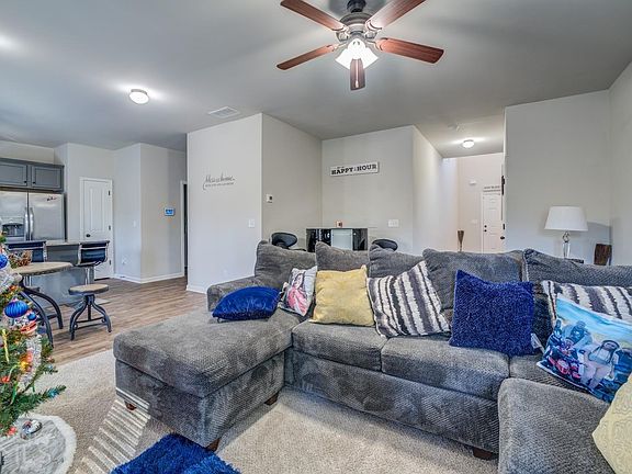 5th image of 111 Magnaview Dr